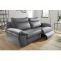 Canapé taille 2 places avec 2 relax en 100% tout cuir épais de luxe italien avec 2 relax électriques, PERINI, gris Canapé taille 2 places avec 2 relax en 100% tout cuir épais de luxe italien avec 2 relax électriques, PERINI, gris