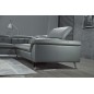Canapé d'angle en cuir de buffle italien de luxe 5/6 places VIDA, gris foncé et surpiqure blanche, angle gauche Canapé d'angle en cuir de buffle italien de luxe 5/6 places VIDA, gris foncé et surpiqure blanche, angle gauche