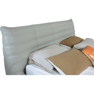 Lit design en cuir de luxe BERTO, avec sommier à lattes offert, gris clair, 140x200