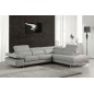 Canapé d'angle, en cuir italien 5/6 places GUCI, gris clair angle droit Canapé d'angle, en cuir italien 5/6 places GUCI, gris clair angle droit