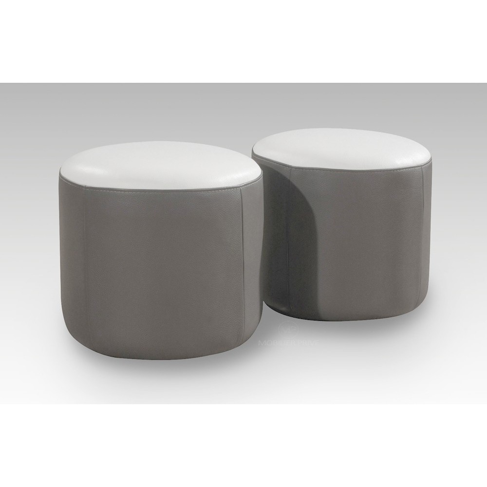 Ensemble de 2 poufs rond en cuir taupe. Ensemble de 2 poufs rond en cuir taupe.