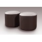 Ensemble de 2 poufs rond en cuir chocolat et blanc Ensemble de 2 poufs rond en cuir chocolat et blanc