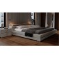 Lit design en cuir italien de luxe FENDO, avec sommier à lattes, gris clair, 160x200 Lit design en cuir italien de luxe FENDO, avec sommier à lattes, gris clair, 160x200