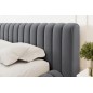 Lit double avec coffre CARINO VELOURS de qualité luxe capitonné, gris foncé, 140x200 Lit double avec coffre CARINO VELOURS de qualité luxe capitonné, gris foncé, 140x200