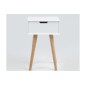Chevet design actuel, bois blanc et chêne, MISKA Chevet design actuel, bois blanc et chêne, MISKA