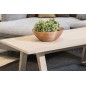 Table basse contemporaine, en bois massif, CINA, chêne Table basse contemporaine, en bois massif, CINA, chêne