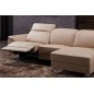 Canapé d'angle relax en cuir de buffle italien de luxe 5 places BRIO, beige, angle droit Canapé d'angle relax en cuir de buffle italien de luxe 5 places BRIO, beige, angle droit