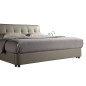 Lit design en cuir italien de luxe BERTA, avec sommier à lattes, gris clair, 140x200 Lit design en cuir italien de luxe BERTA, avec sommier à lattes, gris clair, 140x200