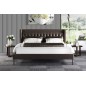 Lit design en tissu de luxe MARTA, couleur chocolat n°06, 140x200 Lit design en tissu de luxe MARTA, couleur chocolat n°06, 140x200