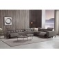 Canapé d'angle avec 2 relax électriques en cuir de buffle italien de luxe, 8 places MONACO, POUF OFFERT, moka, angle droit Canapé d'angle avec 2 relax électriques en cuir de buffle italien de luxe, 8 places MONACO, POUF OFFERT, moka, angle droit