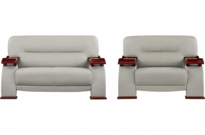 ensemble composé d'un canapé 2 places et d'un fauteuil en cuir luxe haut de gamme, tentation. gris clair