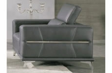 un fauteuil 1 place en cuir italien buffle vega, gris foncé avec surpiqure gris clair